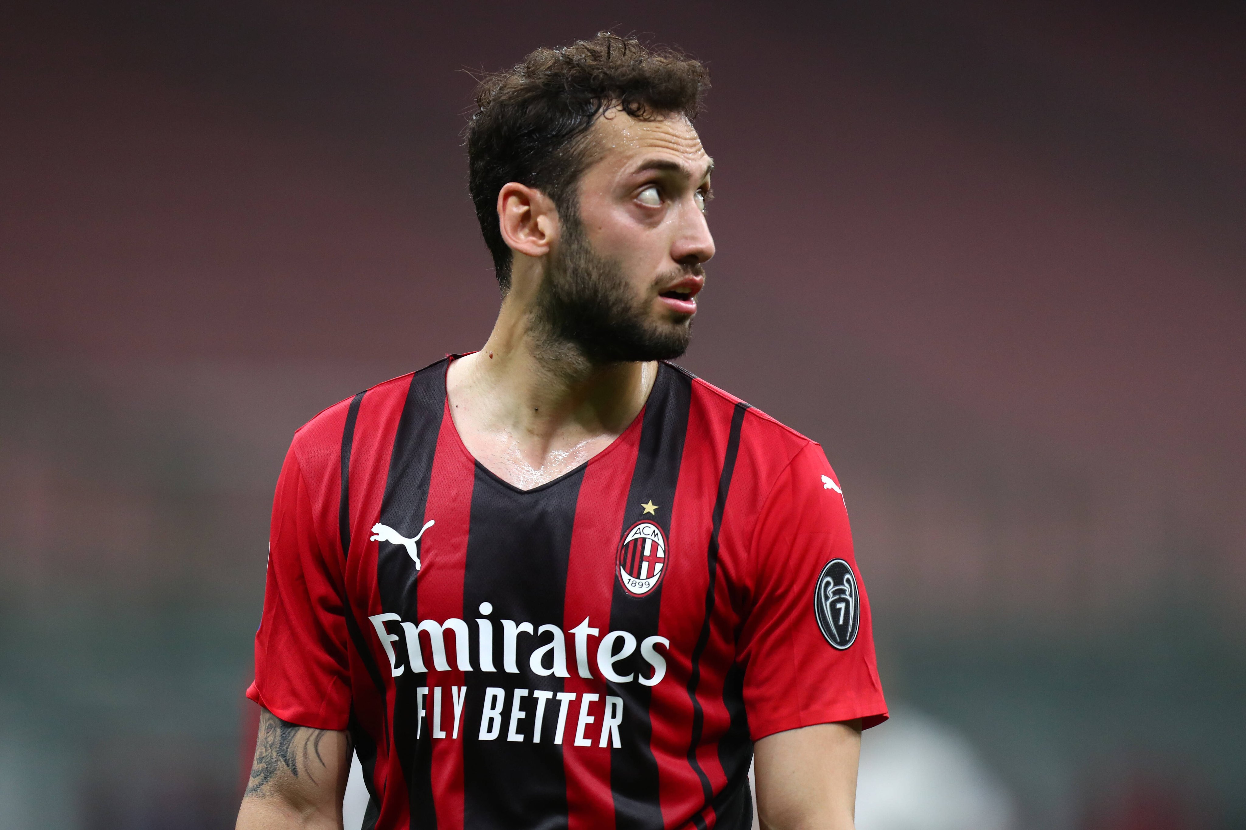 インテル22/23 AWAY半袖 CLモデル チャルハノール #20 日本未発売 インテル22/23 AWAY半袖 CLモデル チャルハノール #20 日本未発売